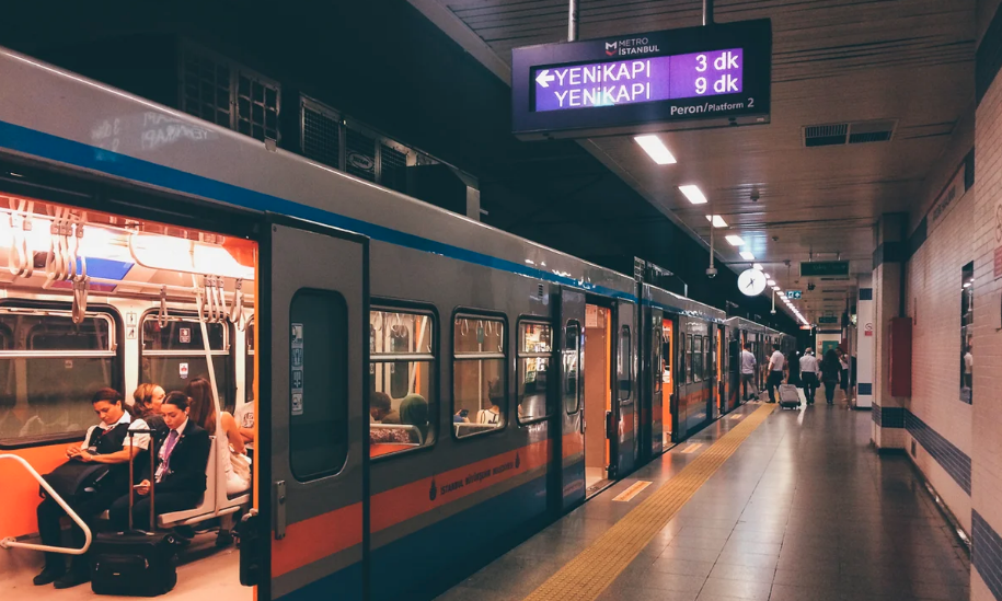 метро стамбул 2021