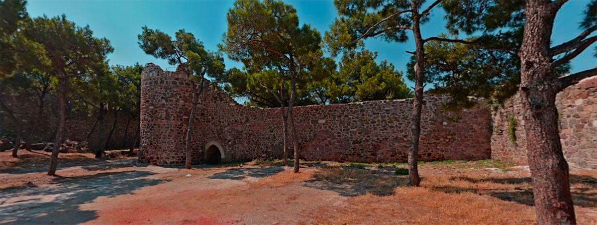 Крепость Кадифекале