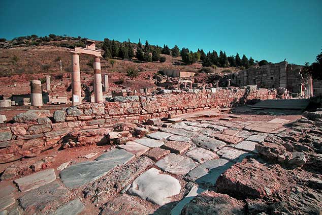 Руины древнего города Силион